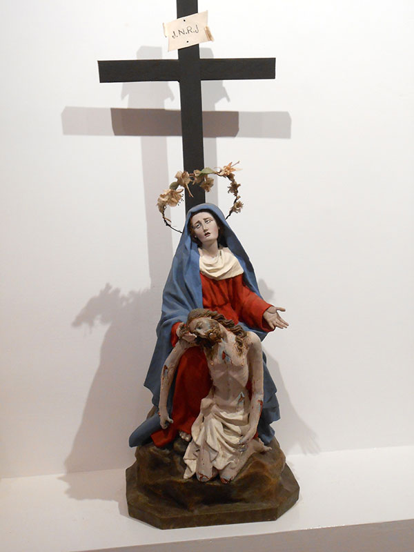 Pieta e Cartapesta Policroma - cm 75
